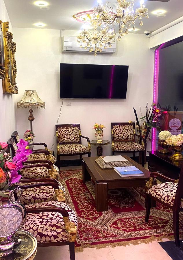 Majestic Hotel Doha Bagian luar foto