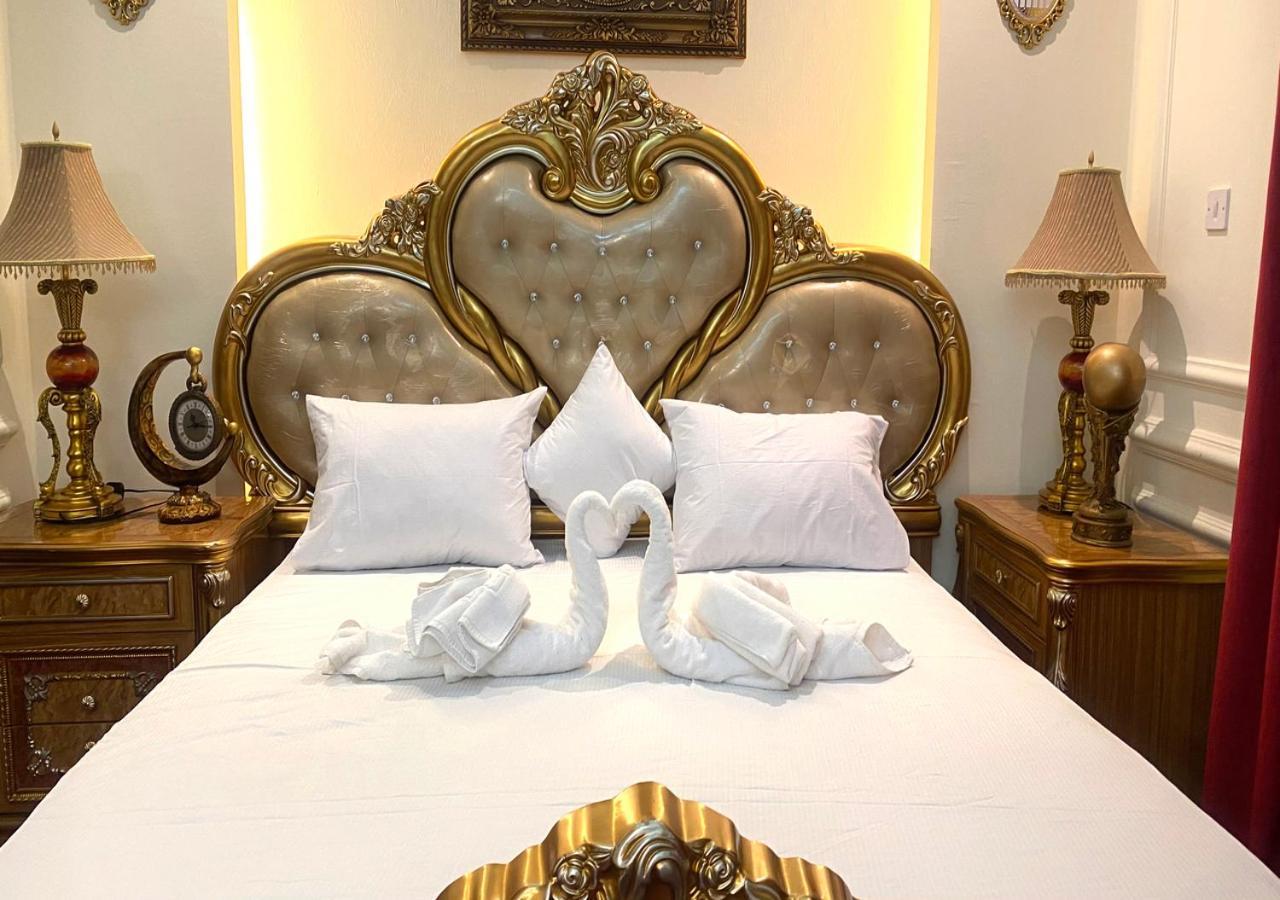 Majestic Hotel Doha Bagian luar foto