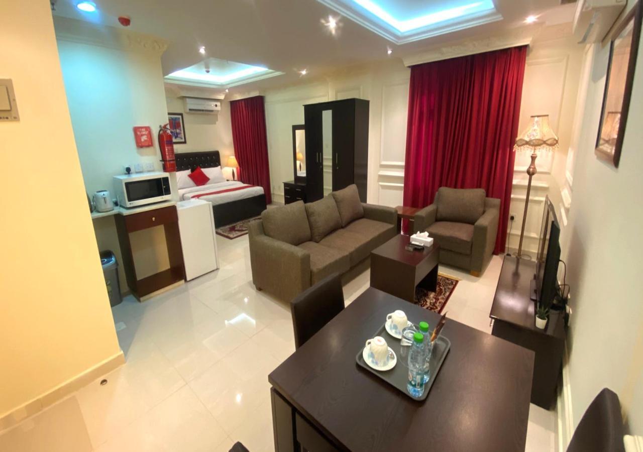 Majestic Hotel Doha Bagian luar foto