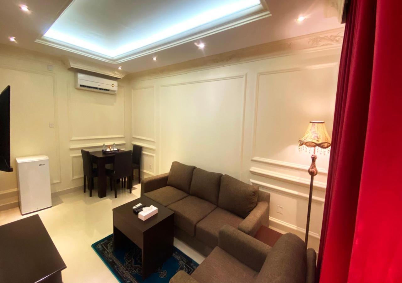 Majestic Hotel Doha Bagian luar foto