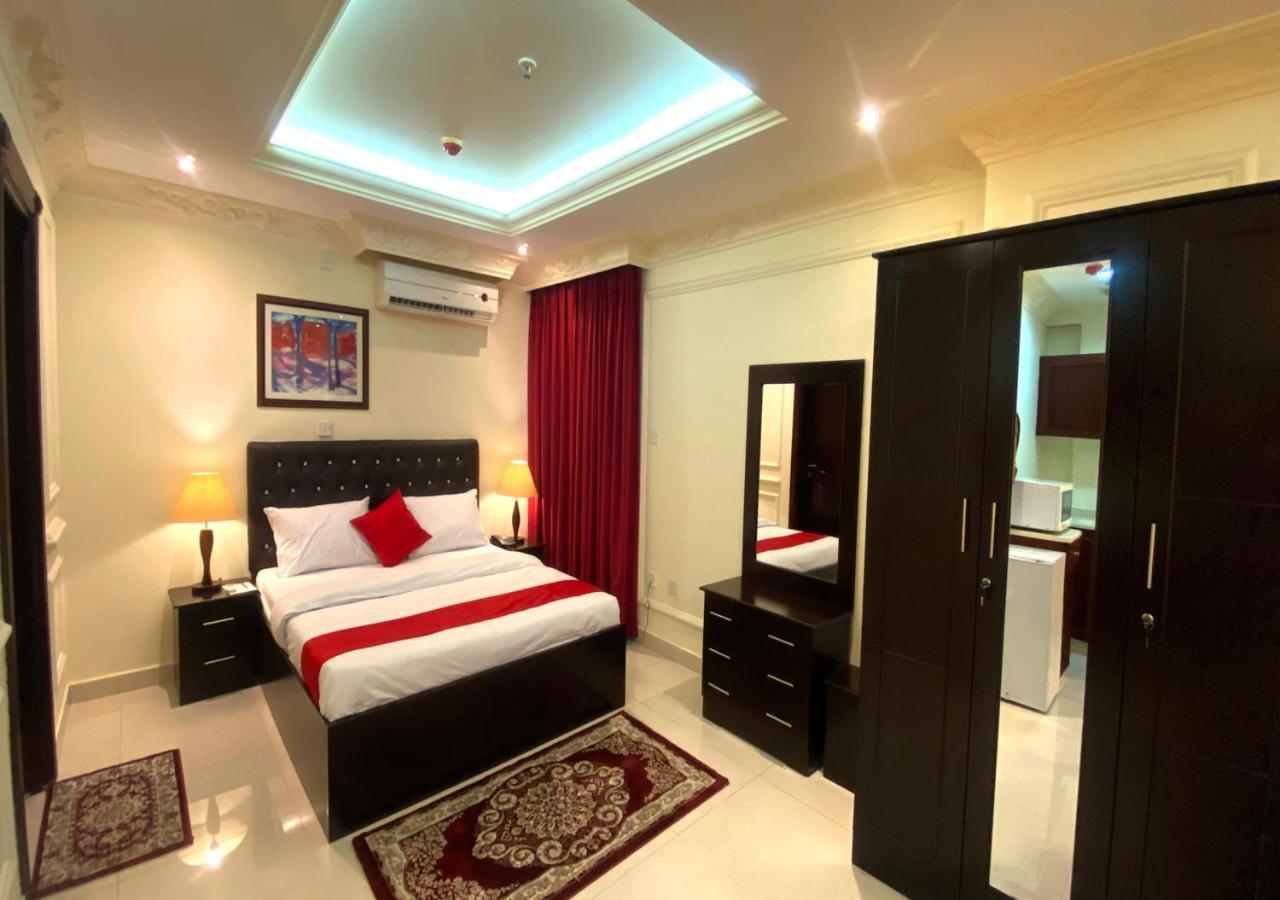 Majestic Hotel Doha Bagian luar foto