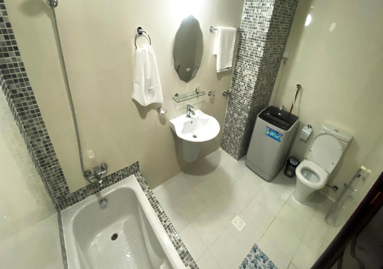 Majestic Hotel Doha Bagian luar foto