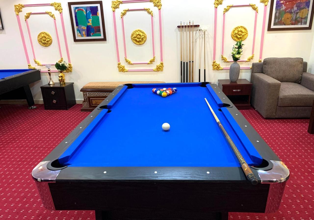 Majestic Hotel Doha Bagian luar foto